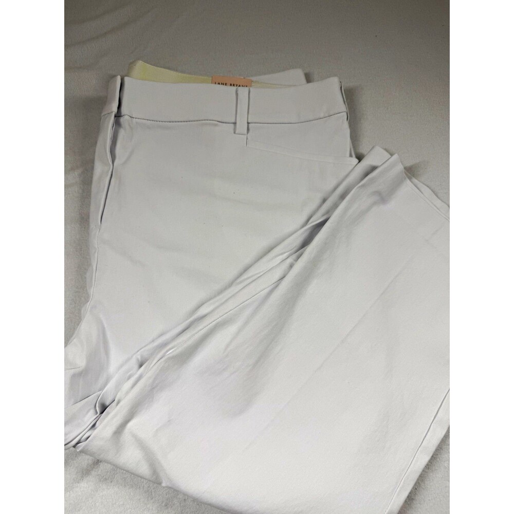 Lane Bryant Womens Plus Size 22 White  Cotton Slim Capri Mid Rise Pockets 444